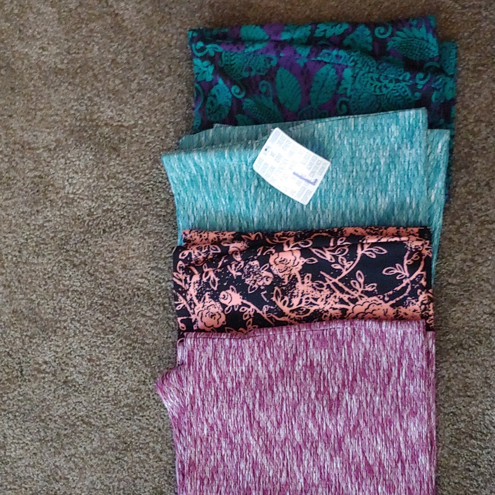 Lularoe Cassie skirts... lot of 4